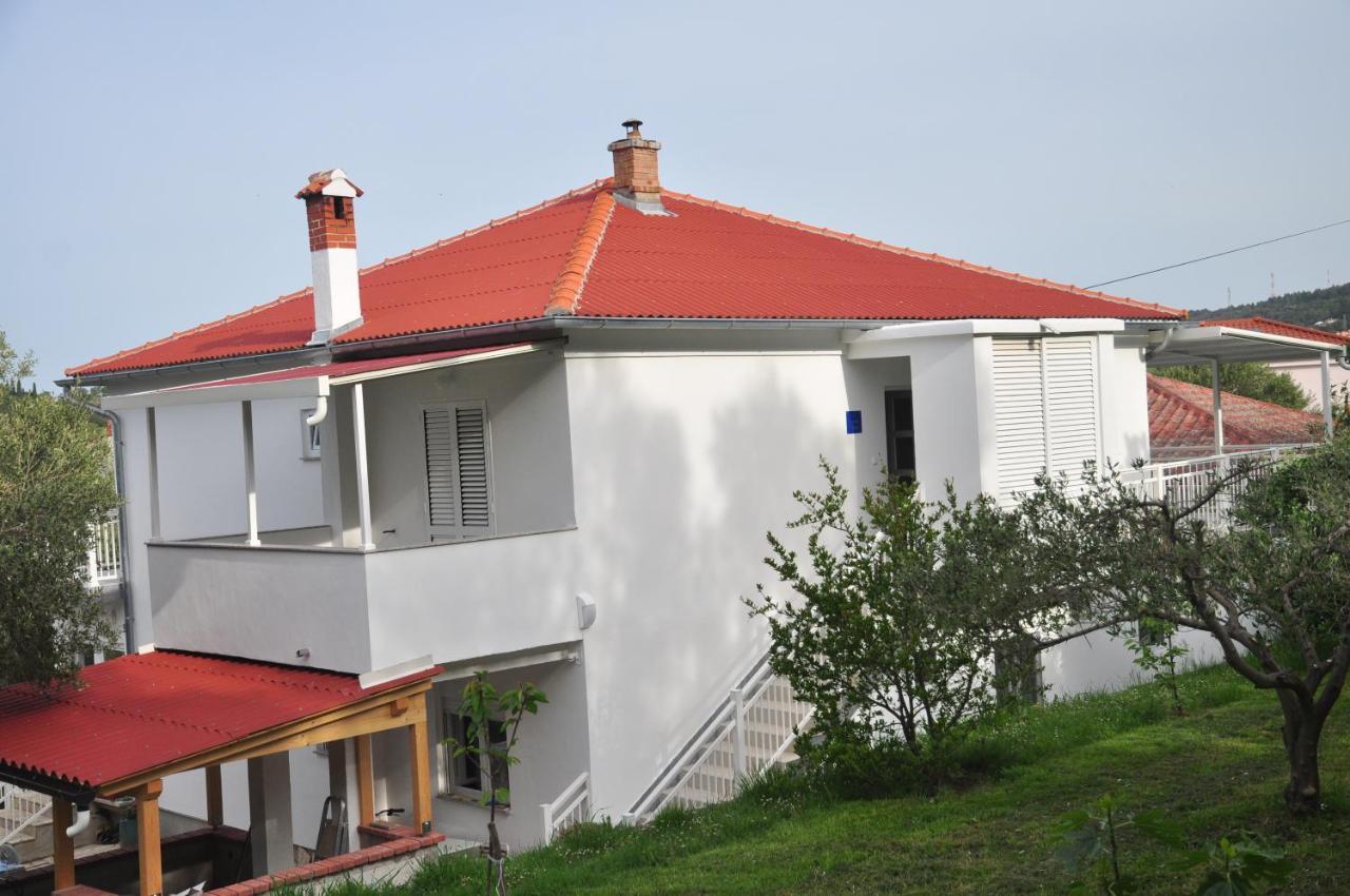 Rose Rooms At Island Of Rab Banjol Exterior photo